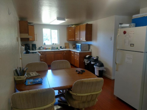 Lakeside Hostel & Guest House image 25